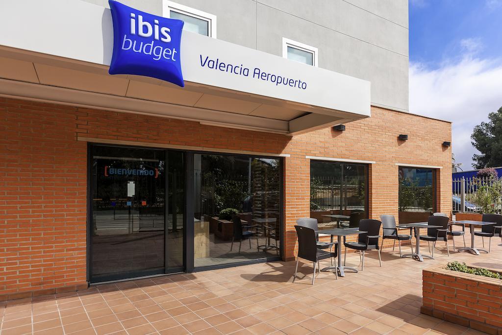 Ibis Budget Valencia Aeropuerto Manises Exterior foto